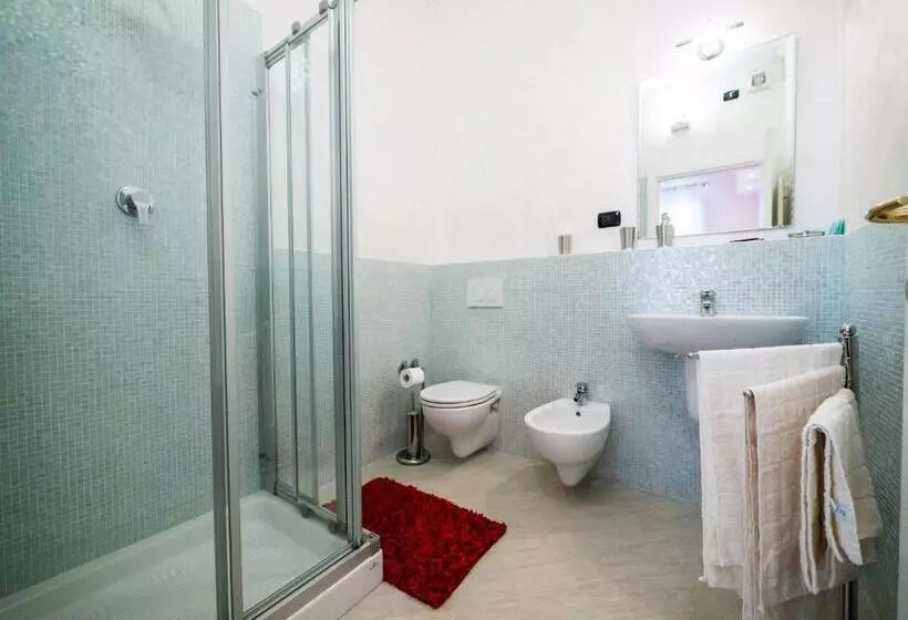 ベッドアンドブレックファースト Villa Bellini Room&breakfast