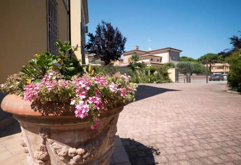 ベッドアンドブレックファースト Villa Bellini Room&breakfast