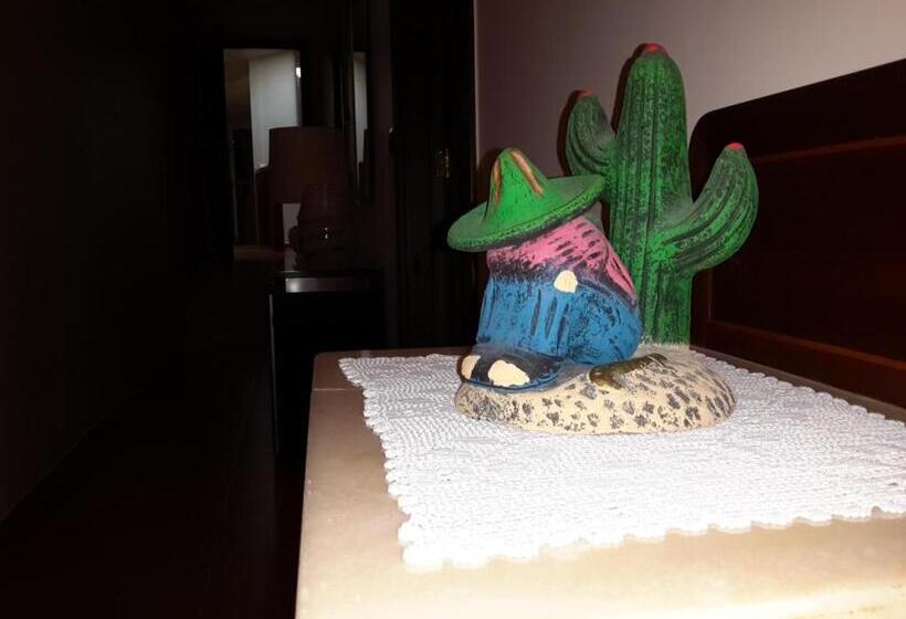 تختخواب و صبحانه Villa Genny