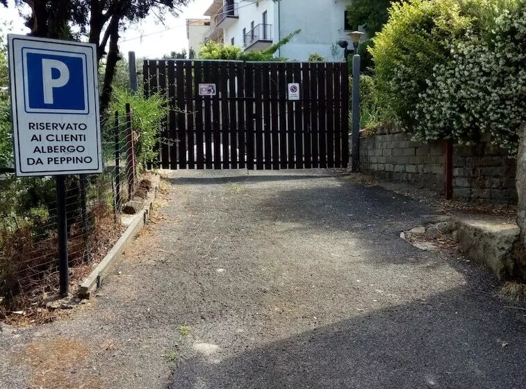 Hotelli Albergo Da Peppino