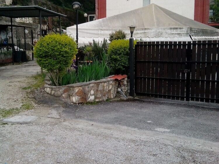 호텔 Albergo Da Peppino