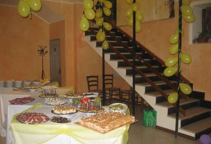 فندق Albergo Del Turista