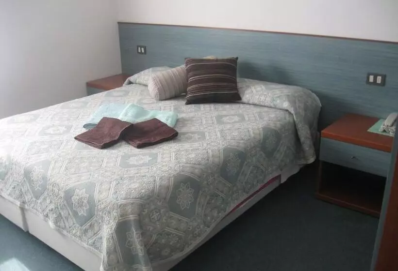 ホテル Albergo Del Turista