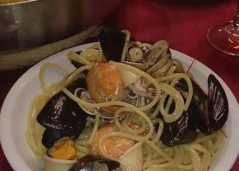 ホテル Albergo Magrini Della Genga