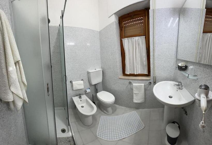 ホテル Mediterraneo