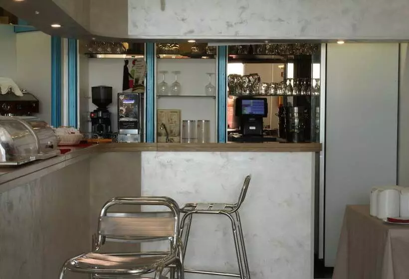 Hotelli Piccolo Paradiso