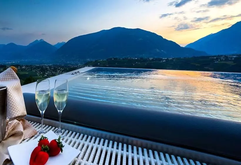 Hotelli Tyrol