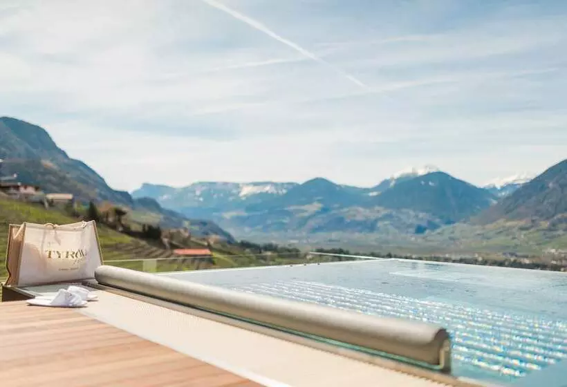 Hotelli Tyrol