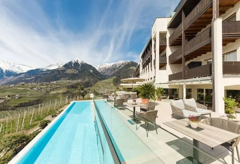 Hotelli Tyrol