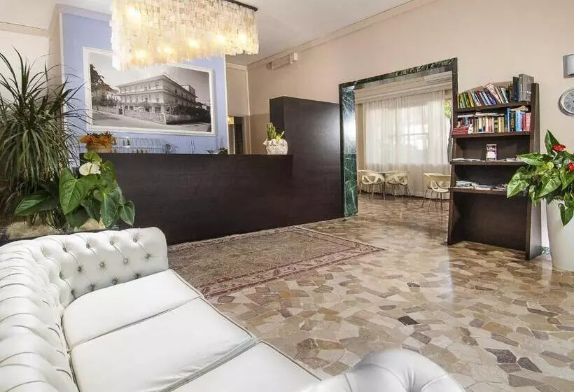 New Hotel Chiari