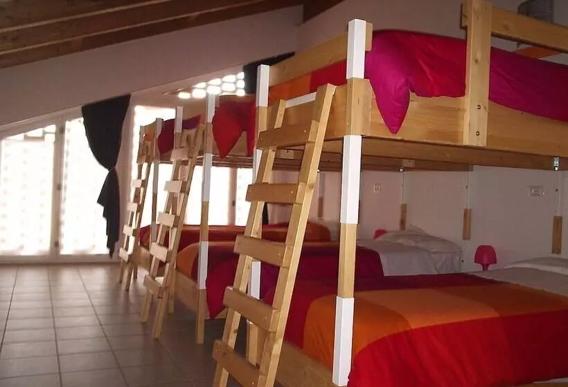 Ostello Casa Rossa