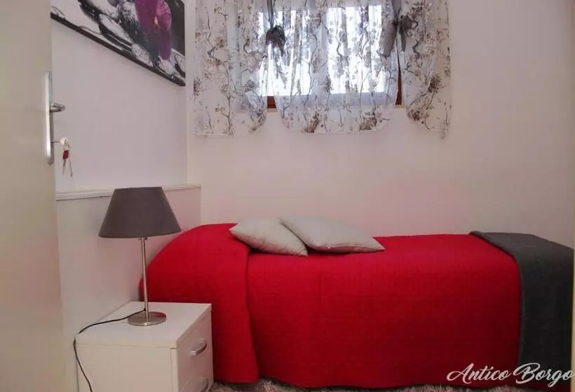تختخواب و صبحانه Antico Borgo