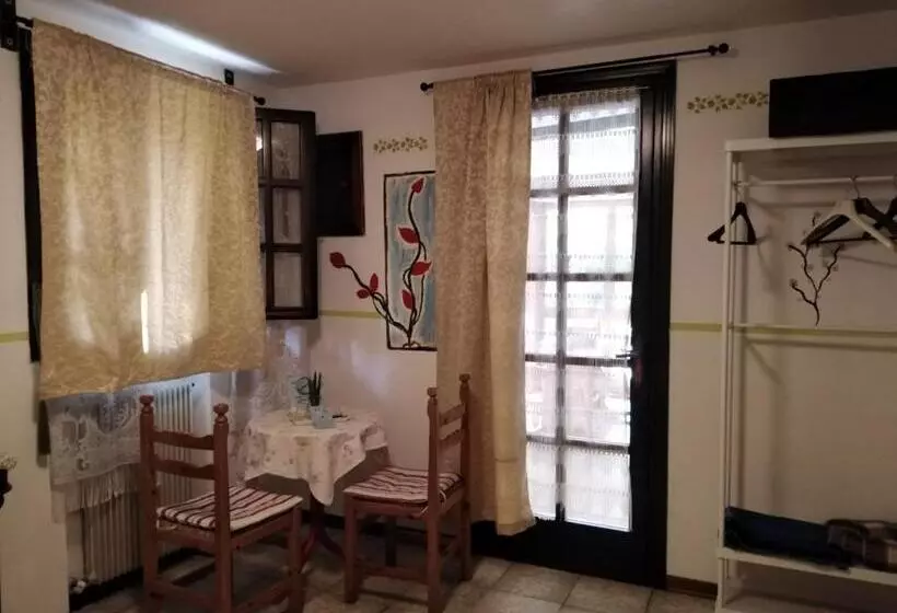 Aamiaismajoitus (B&B) Casa Irene