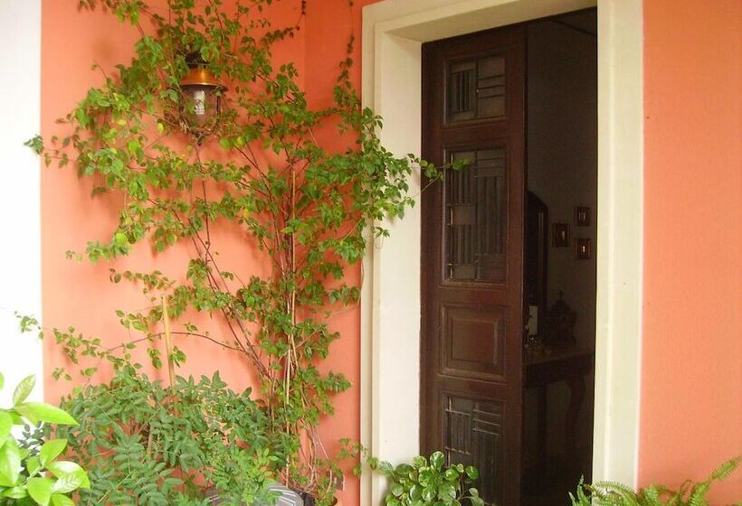 تختخواب و صبحانه Dimora Del Casale