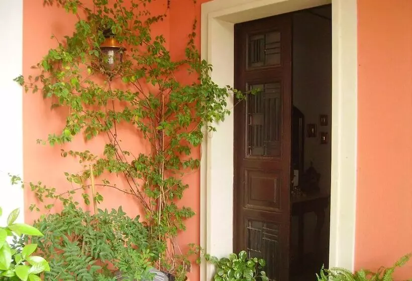 تختخواب و صبحانه Dimora Del Casale