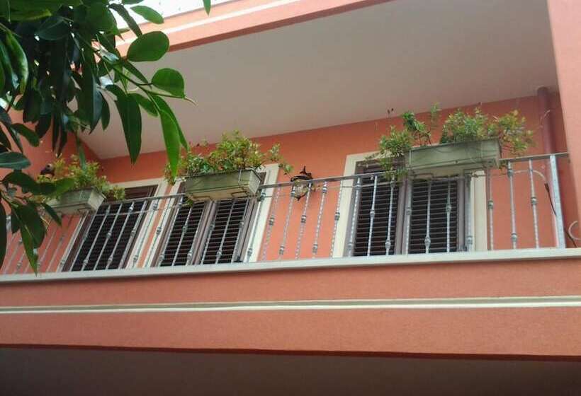 تختخواب و صبحانه Dimora Del Casale