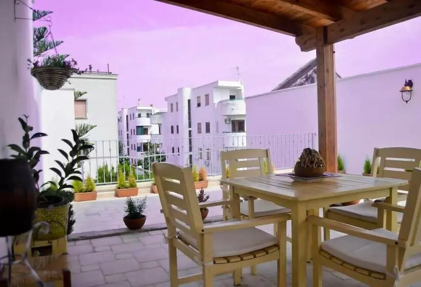 تختخواب و صبحانه Dimora Del Casale