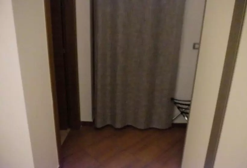 تختخواب و صبحانه Dimora Del Casale