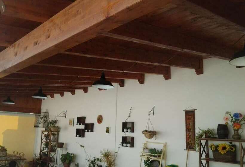 تختخواب و صبحانه Dimora Del Casale