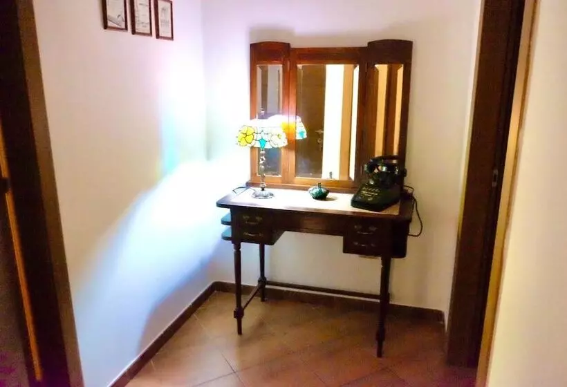 تختخواب و صبحانه Dimora Del Casale