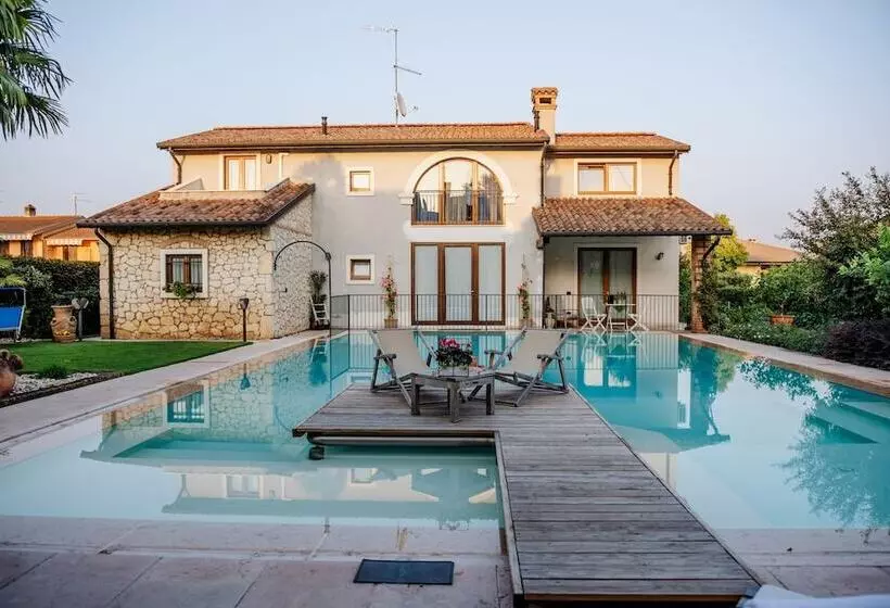 Aamiaismajoitus (B&B) La Dolce Vita