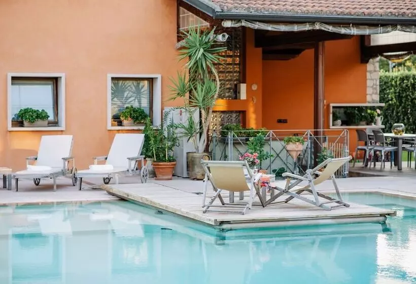 Aamiaismajoitus (B&B) La Dolce Vita