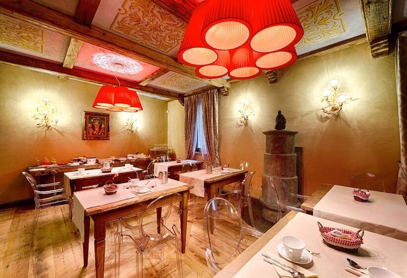 تختخواب و صبحانه Le Reve Charmant