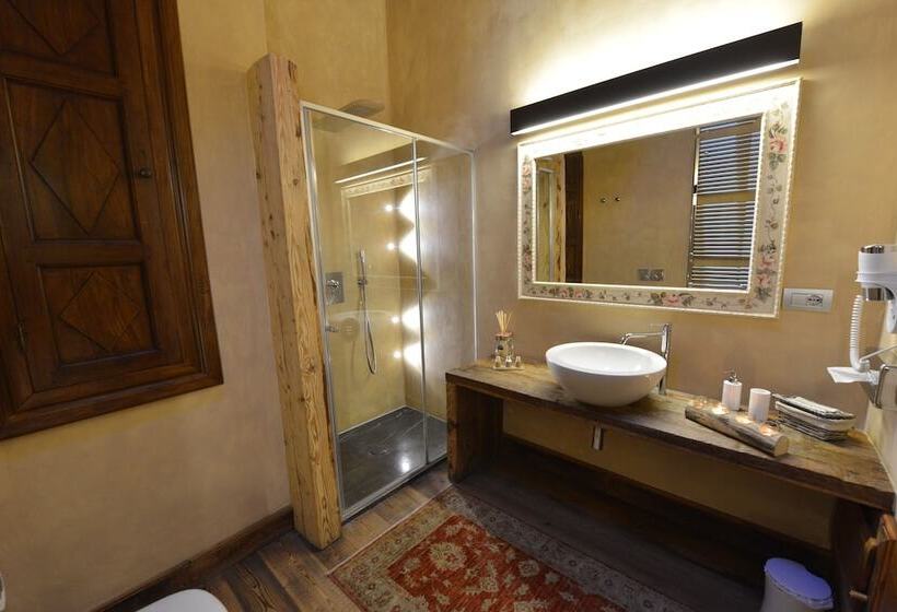 تختخواب و صبحانه Le Reve Charmant