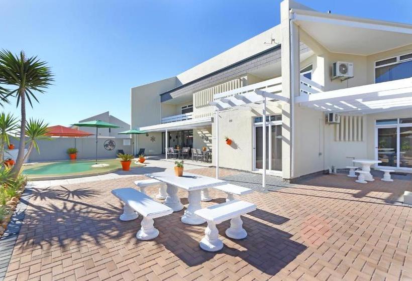 مبيت وإفطار Orange Inn Melkbosstrand