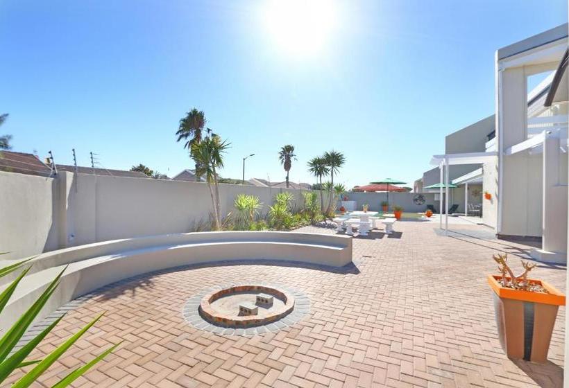 مبيت وإفطار Orange Inn Melkbosstrand