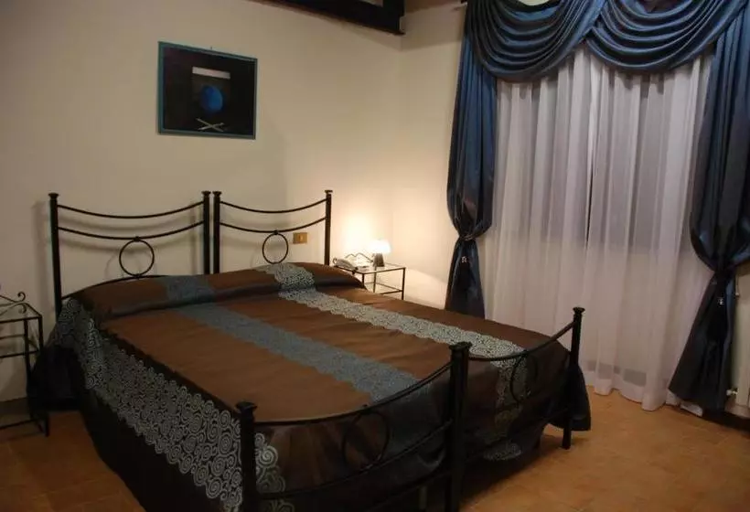 Aamiaismajoitus (B&B) Palazzo Bonfranceschi