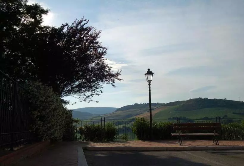 Aamiaismajoitus (B&B) Palazzo Bonfranceschi