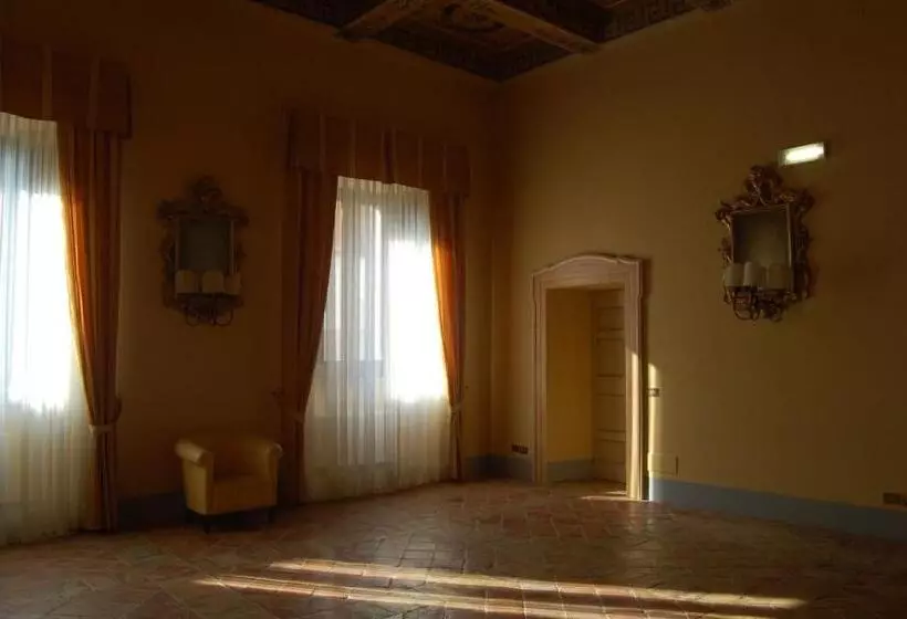 Aamiaismajoitus (B&B) Palazzo Bonfranceschi
