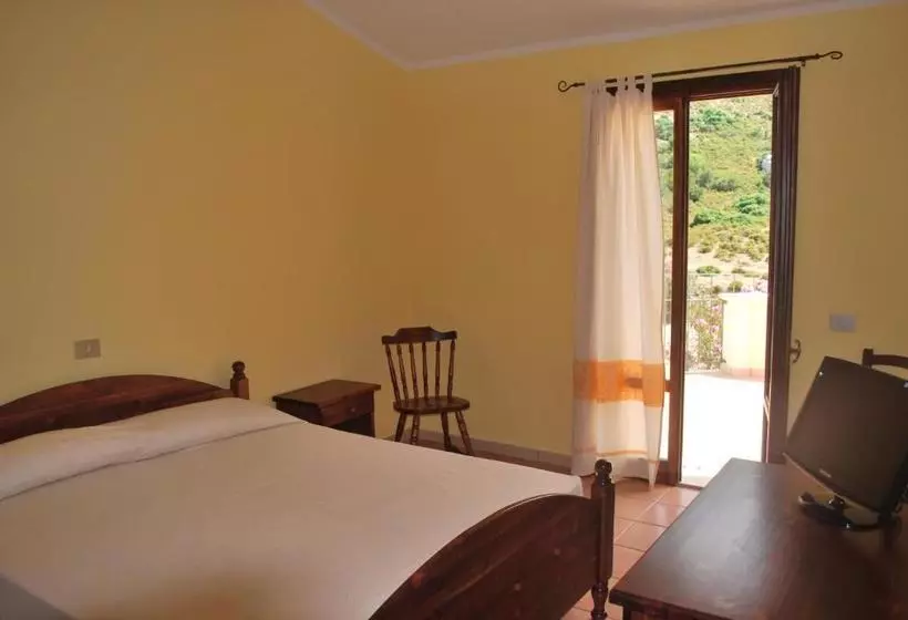 Bed and Breakfast Punto Di Ristoro Uttolo