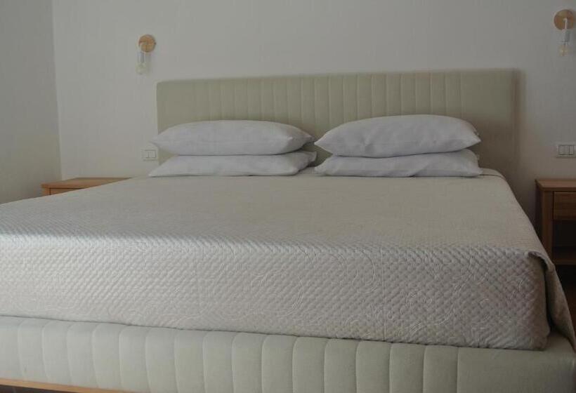 مبيت وإفطار Villa Carlotta Resort