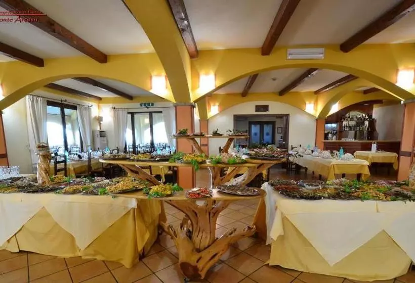 ホテル Albergo Ristorante Pizzeria Monte Arcosu