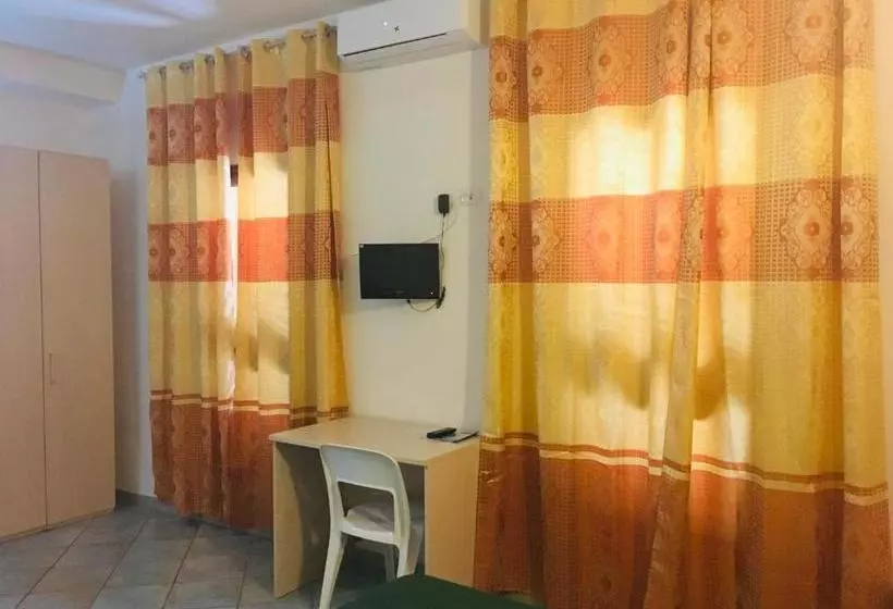 هتل Albergo Villamarina