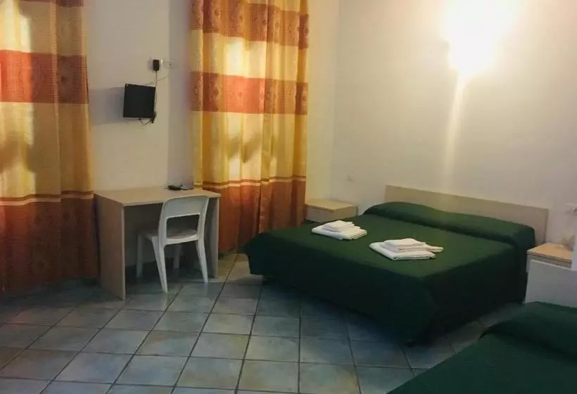 هتل Albergo Villamarina