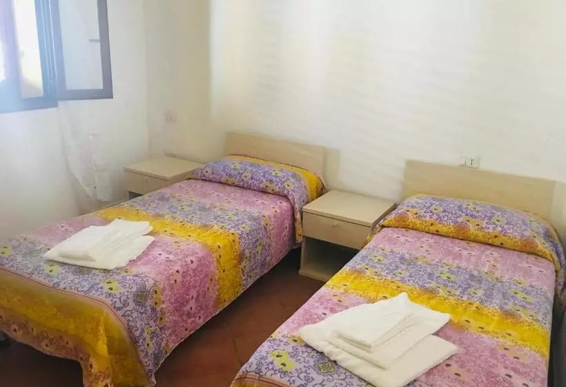 هتل Albergo Villamarina