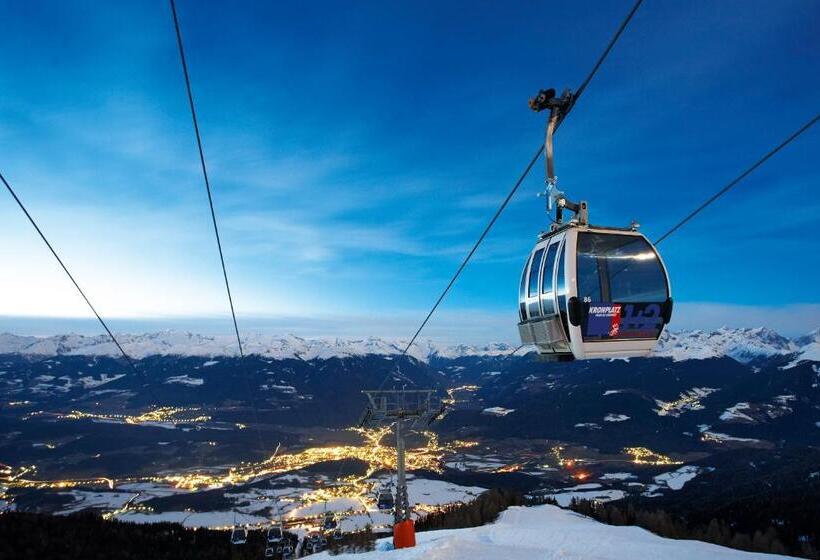 Отель Chalet Kristall   Dolomites Garden Chalet