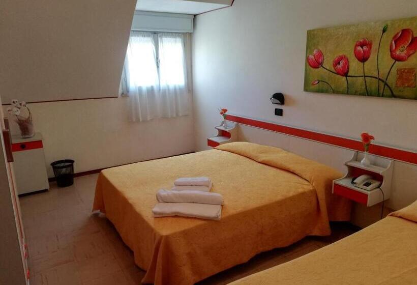 Hotel Devon Rooms & Breakfast