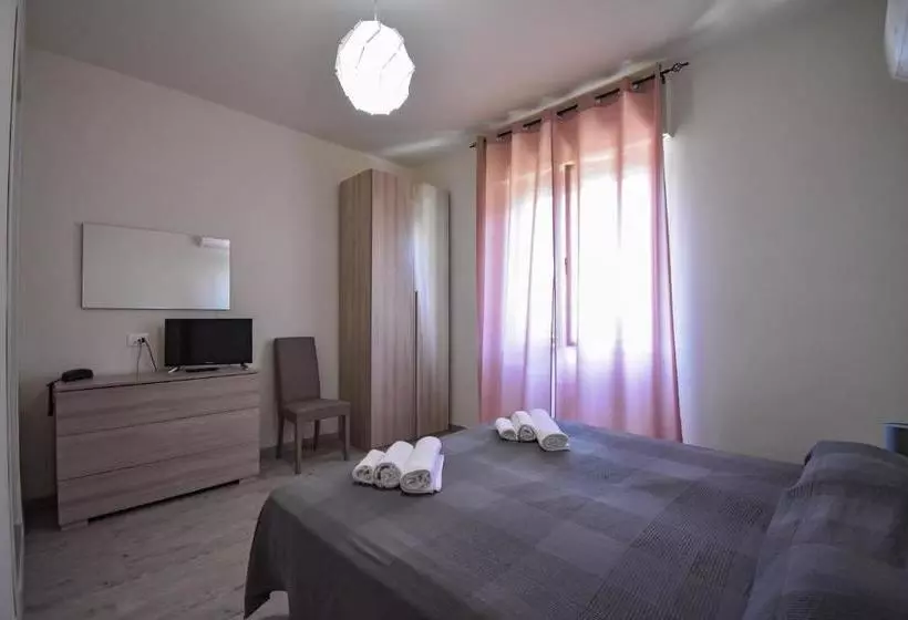 هتل La Pineta