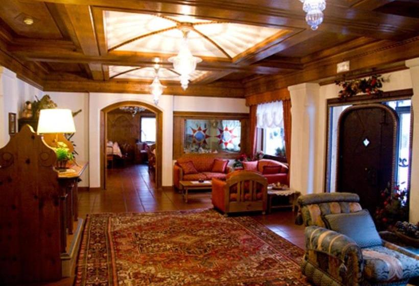 בית מלון כפרי Monte Civetta