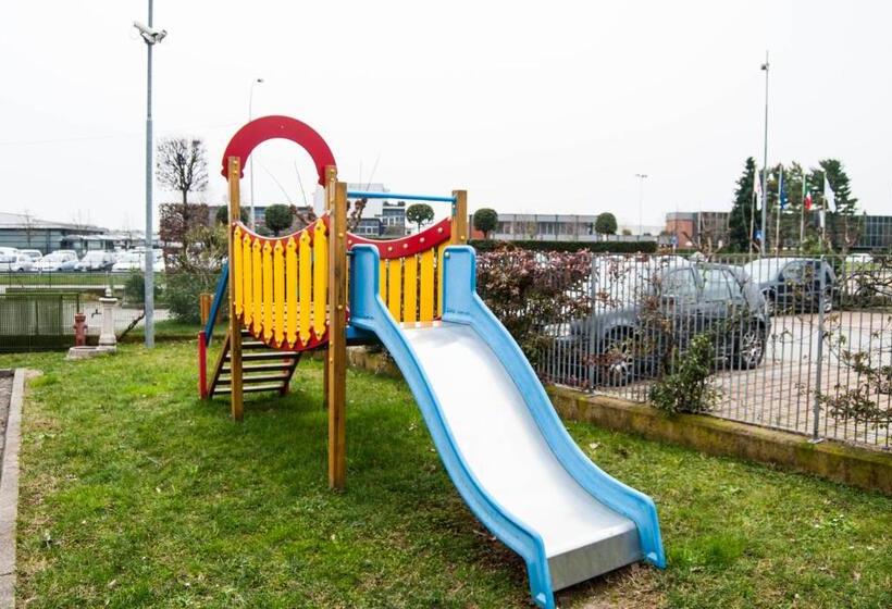 酒店 Ristorante Albergo Da Giovanni