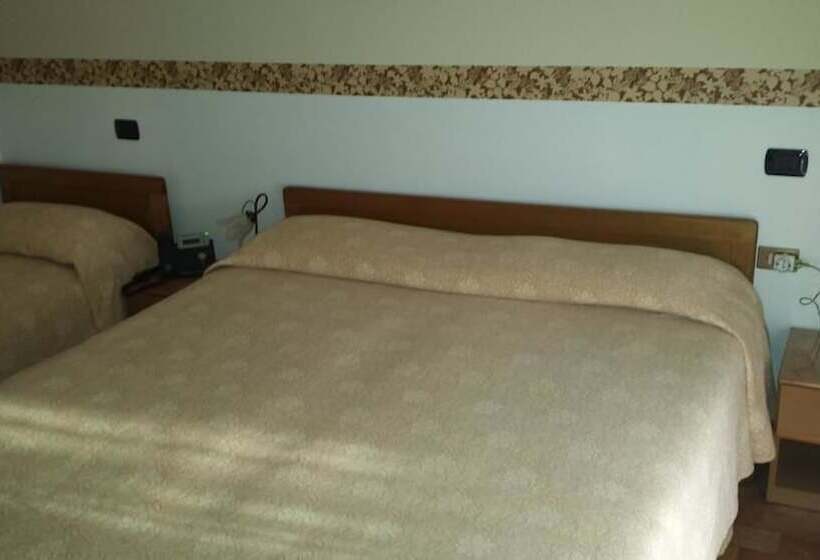 فندق Ristorante Pennar