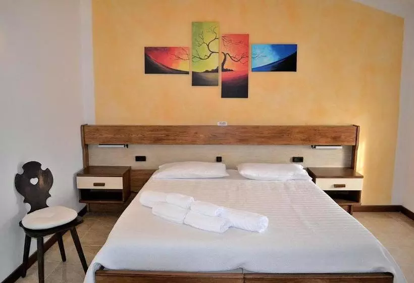 Aamiaismajoitus (B&B) Alloggio La Pesa