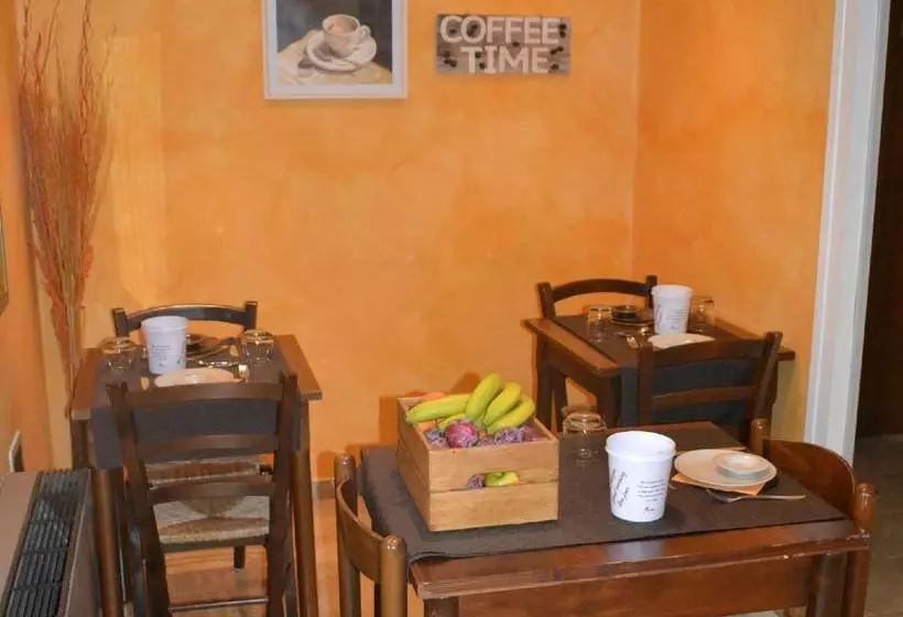 Aamiaismajoitus (B&B) Alloggio La Pesa