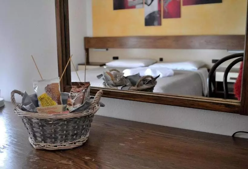 Aamiaismajoitus (B&B) Alloggio La Pesa