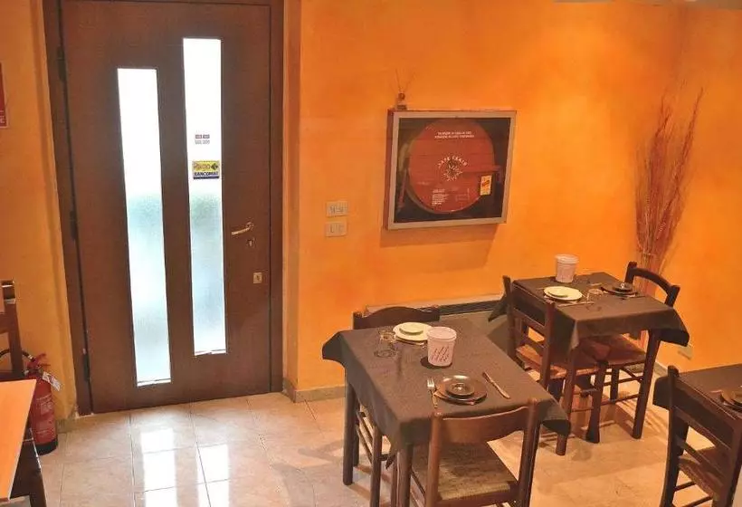 Aamiaismajoitus (B&B) Alloggio La Pesa