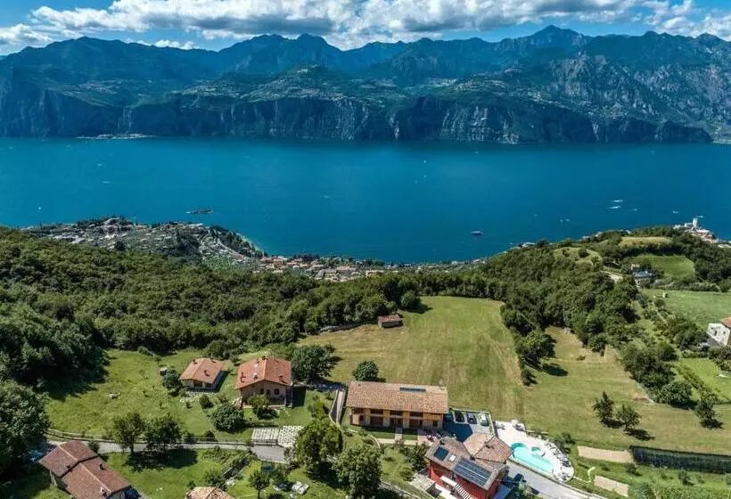 تختخواب و صبحانه Agriturismo San Maggiore